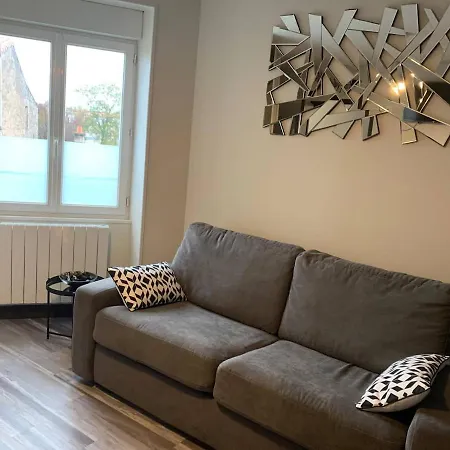 Apartment Le Petit Chaleureux - Centre - Wifi - Stationnement Niort