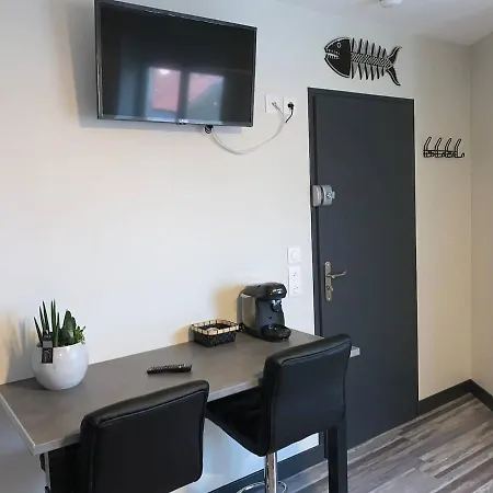 Apartment Le Petit Chaleureux - Centre - Wifi - Stationnement